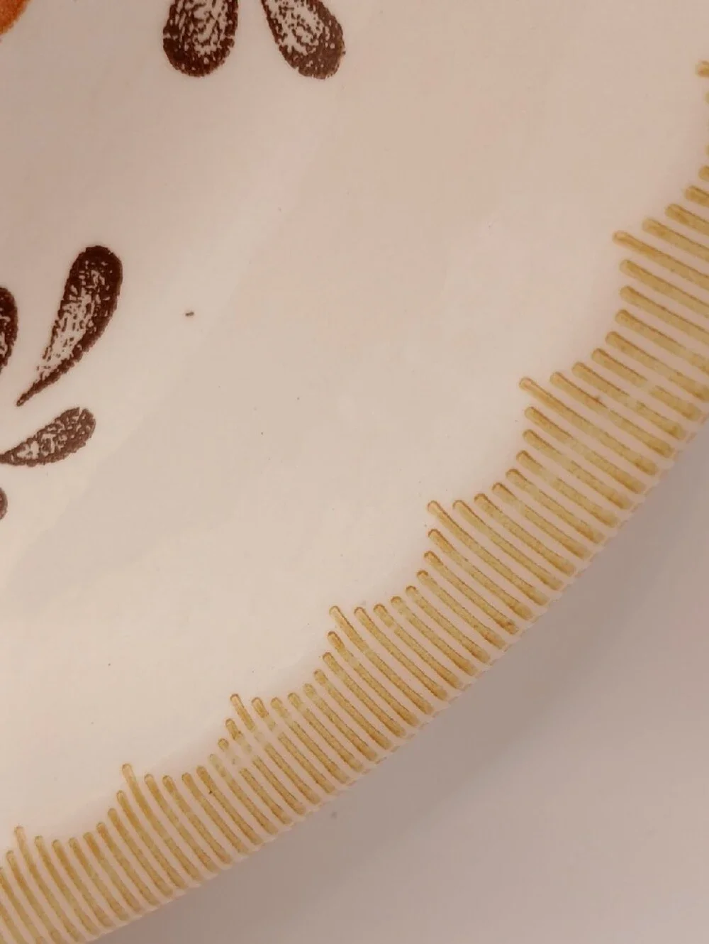 VTG Royal China Jeannette Floral Pie Plate